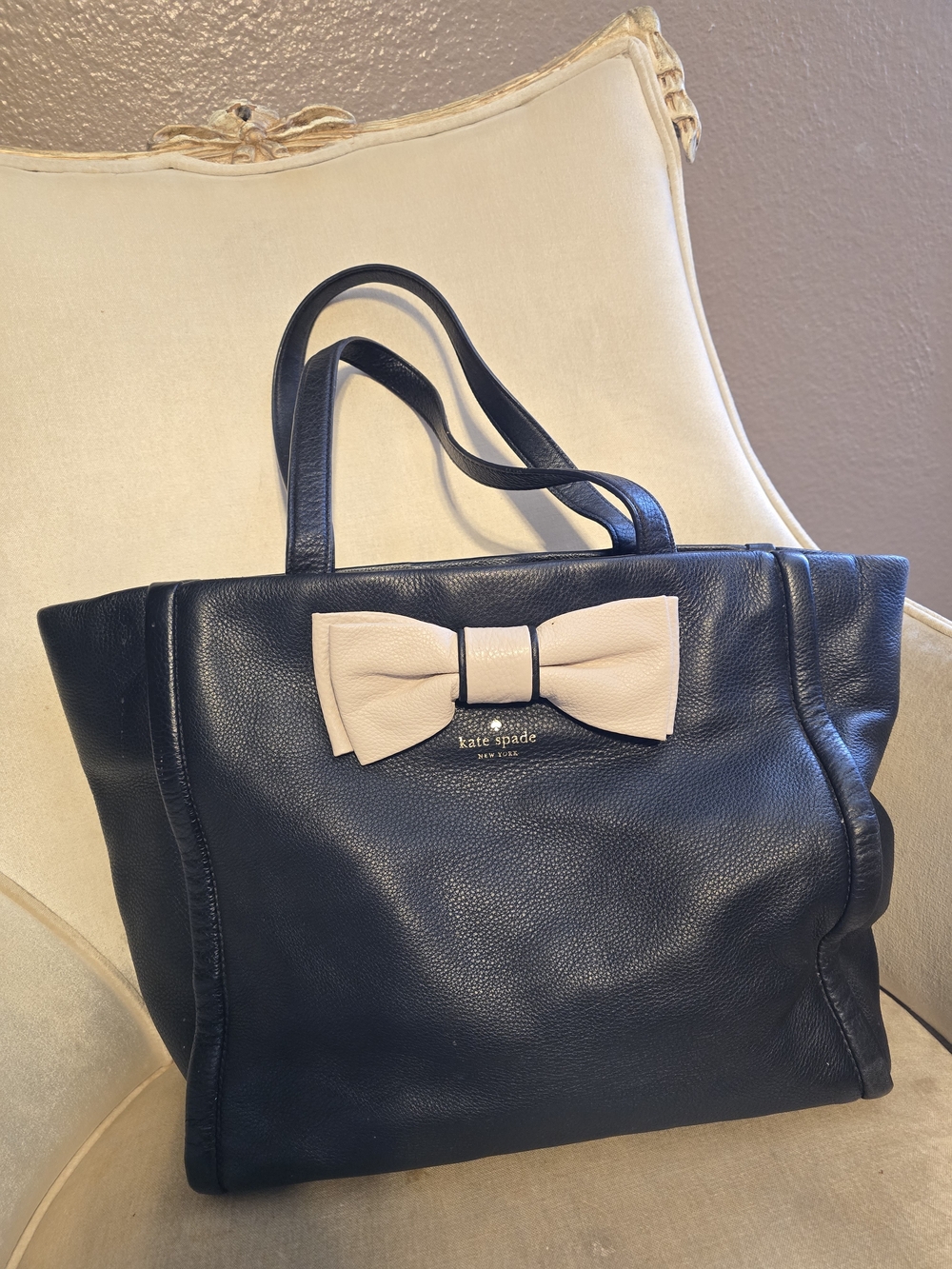 Kate Spade Murray Street Shoshanna Bow Black Pebbled Leather Large Tote Bag